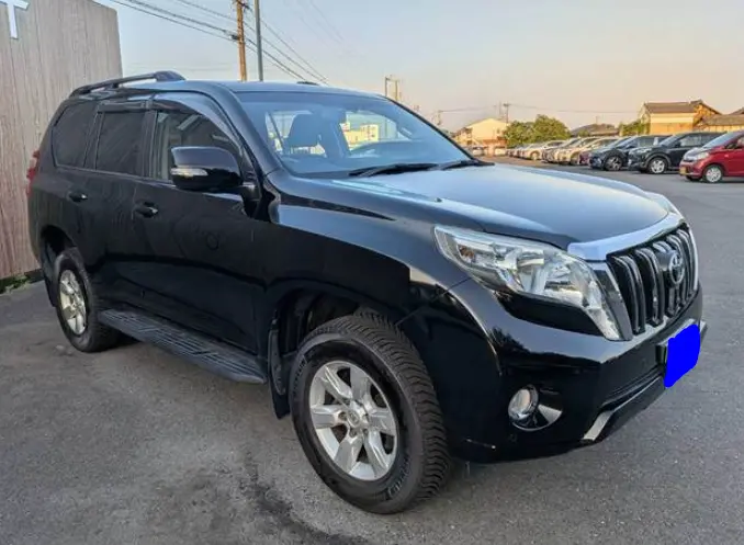 2016 Toyota Land Cruiser Prado — Front exterior