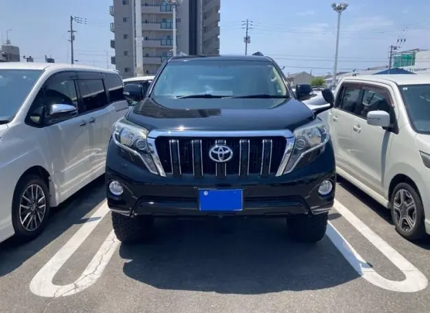 2016 Toyota Land Cruiser Prado — Front exterior