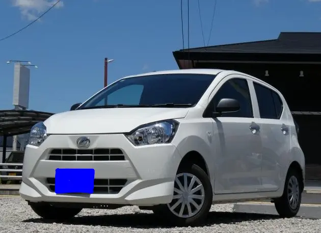 2019 Daihatsu Mira e:S — Front exterior