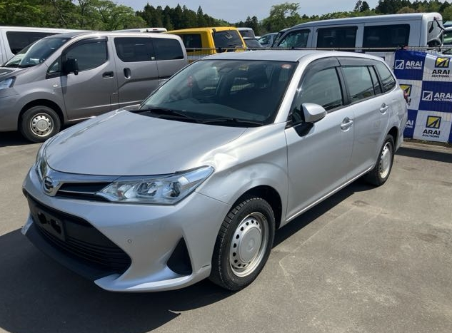 2021 Toyota Corolla Fielder — Front exterior
