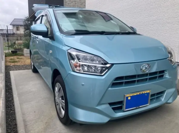 2019 Daihatsu Mira e:S — Front exterior