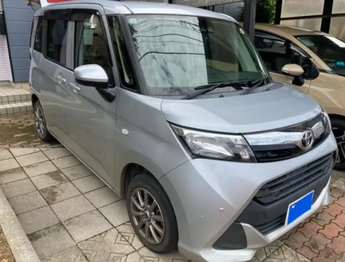 2019 Toyota Tank — Front exterior
