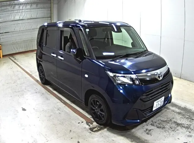 2020 Toyota Tank — Front exterior