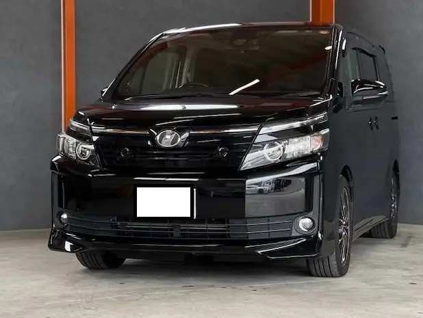2016 Toyota Voxy — Front exterior