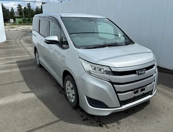 2019 Toyota Noah — Front exterior