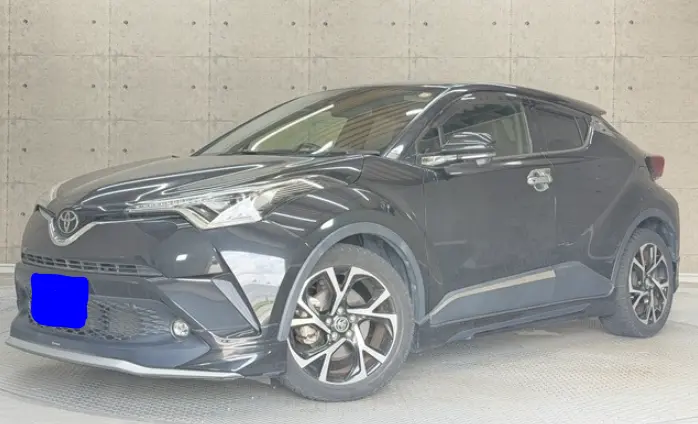 2018 Toyota C-HR — Front exterior