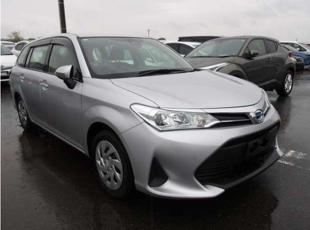2021 Toyota Corolla Fielder — Front exterior
