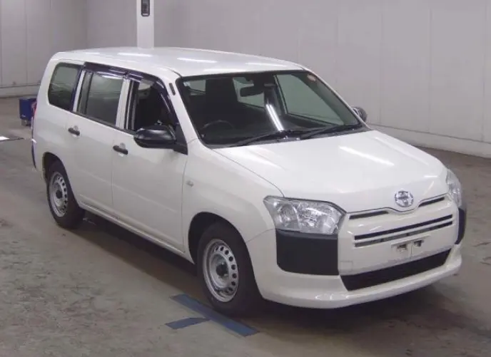 2021 Toyota Probox — Front exterior