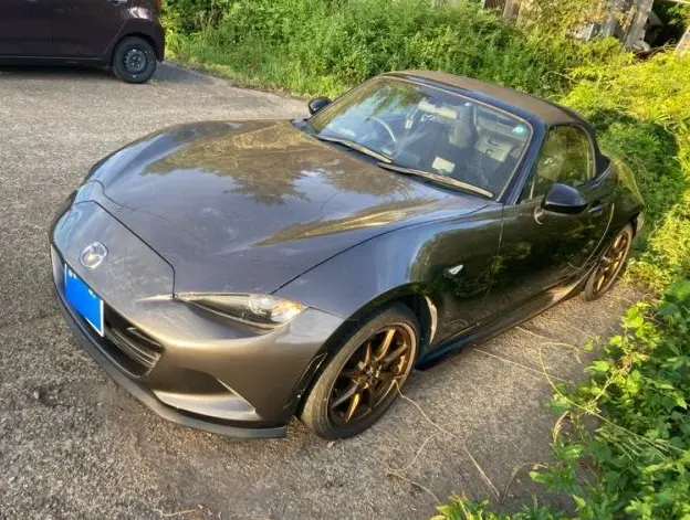2018 Mazda Roadster — Front exterior