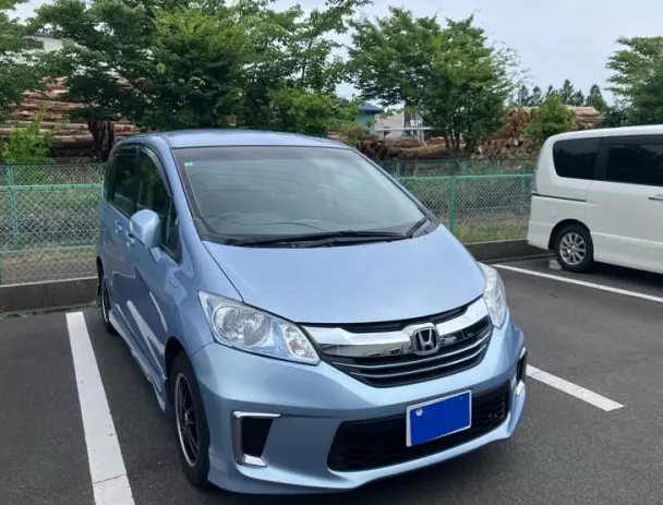 2015 Honda Freed — Front exterior