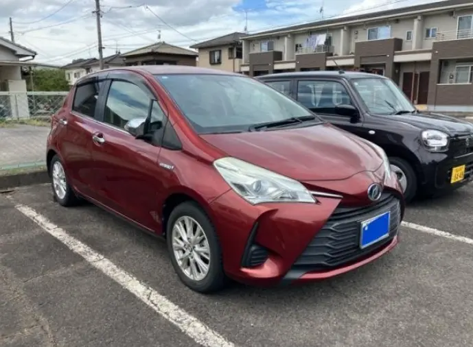 2018 Toyota Vitz — Front exterior