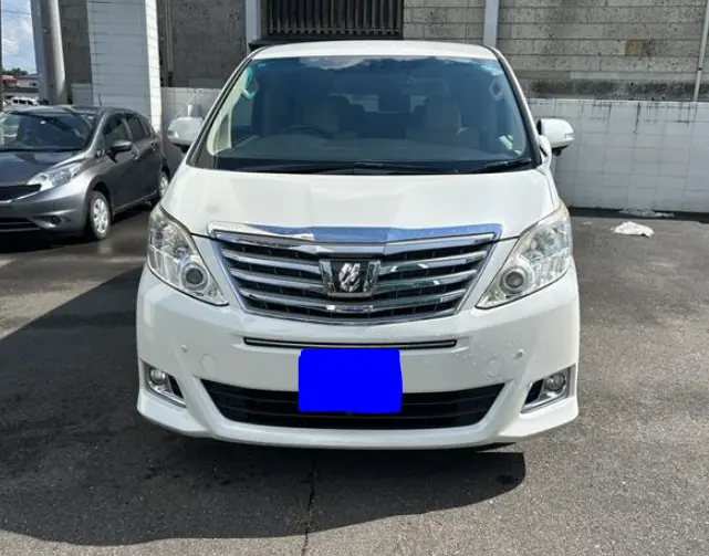 2014 Toyota Alphard — Front exterior