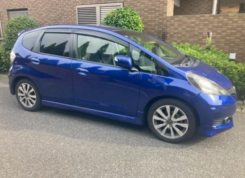 2011 Honda Fit — Front exterior