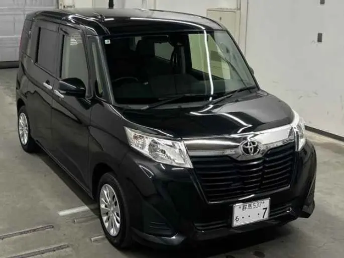 2018 Toyota Roomy — Front exterior