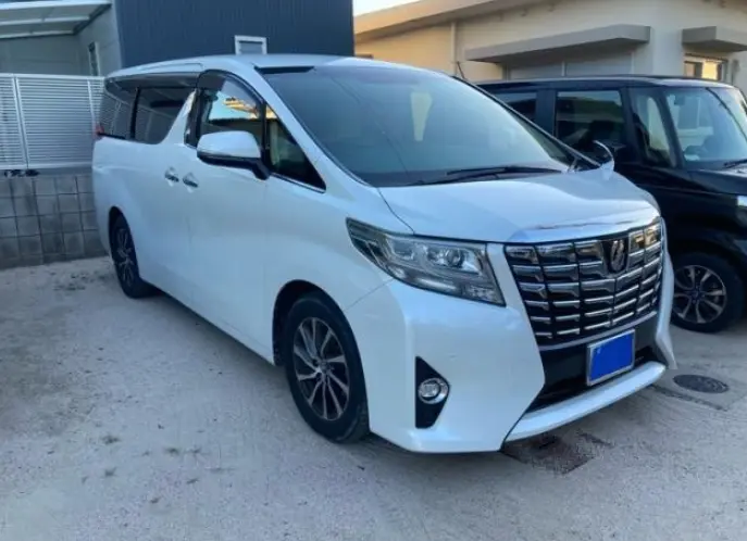 2015 Toyota Alphard — Front exterior