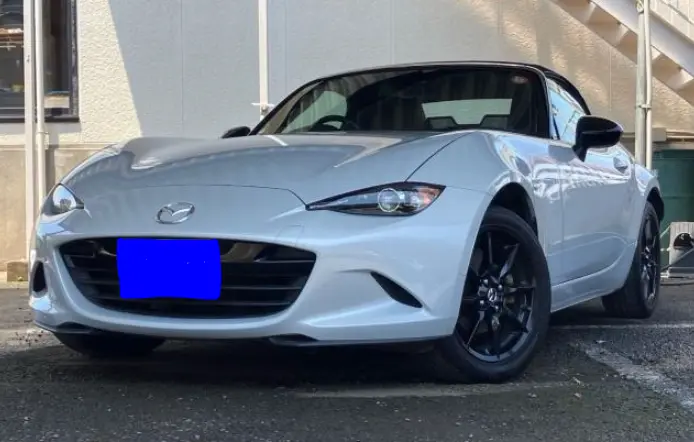 2018 Mazda Roadster — Front exterior