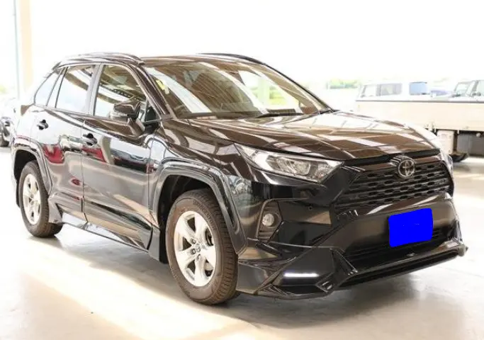 2020 Toyota RAV4 — Front exterior
