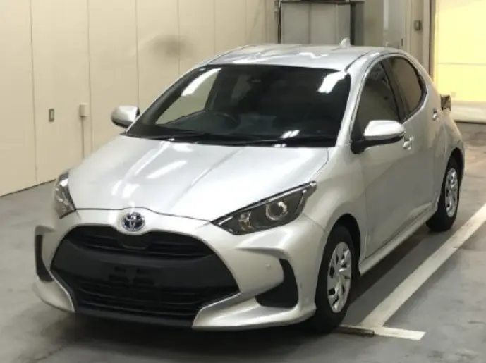 2021 Toyota Yaris — Front exterior