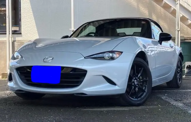 2018 Mazda Roadster — Front exterior