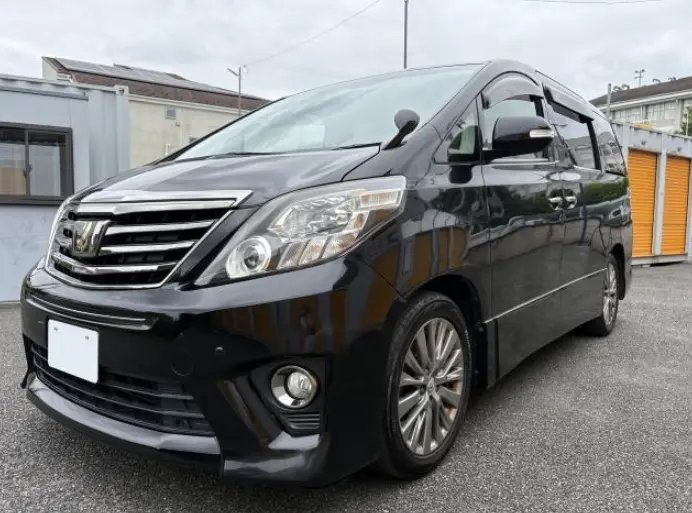 2014 Toyota Alphard — Front exterior