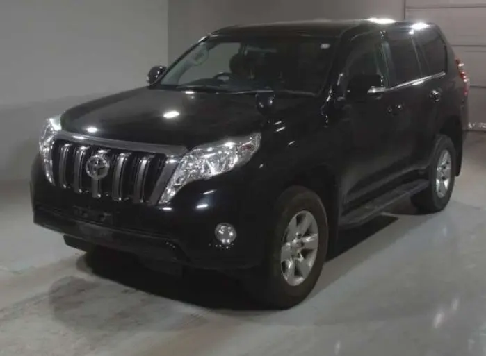 2016 Toyota Land Cruiser Prado — Front exterior